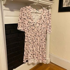 Aritzia floral dress size small